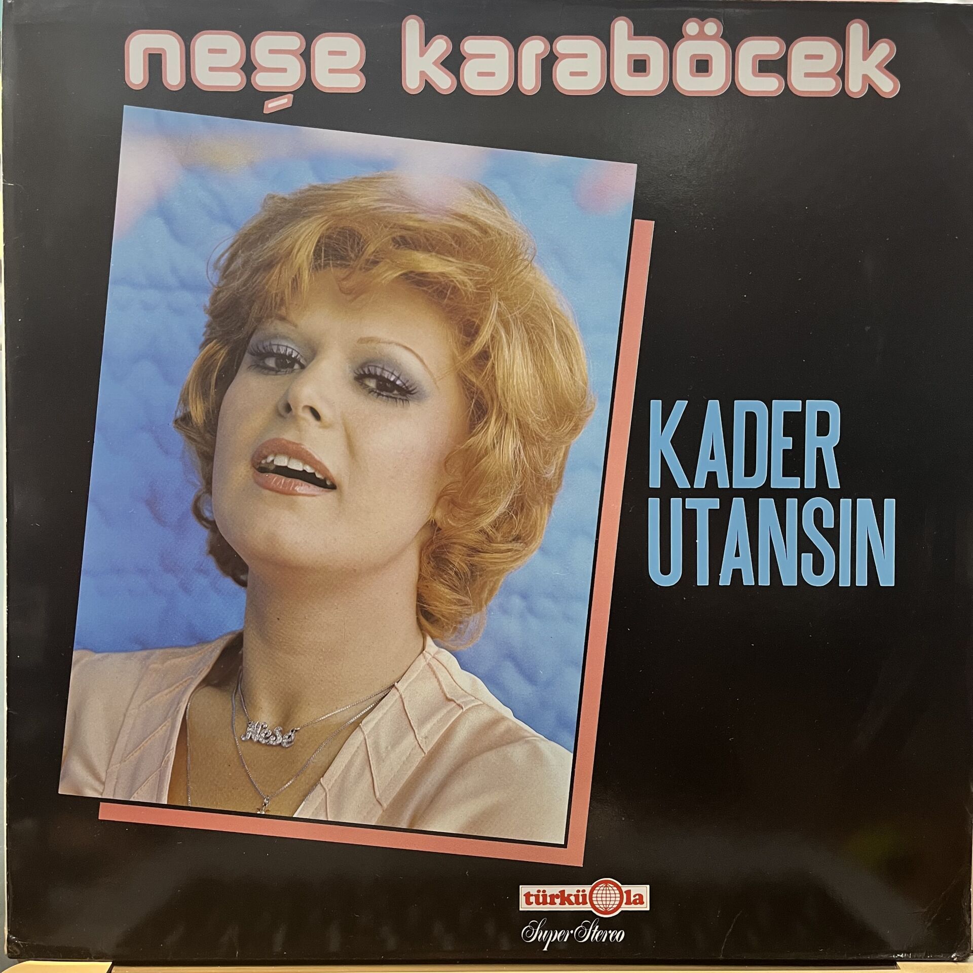 Neşe Karaböcek – Kader Utansın